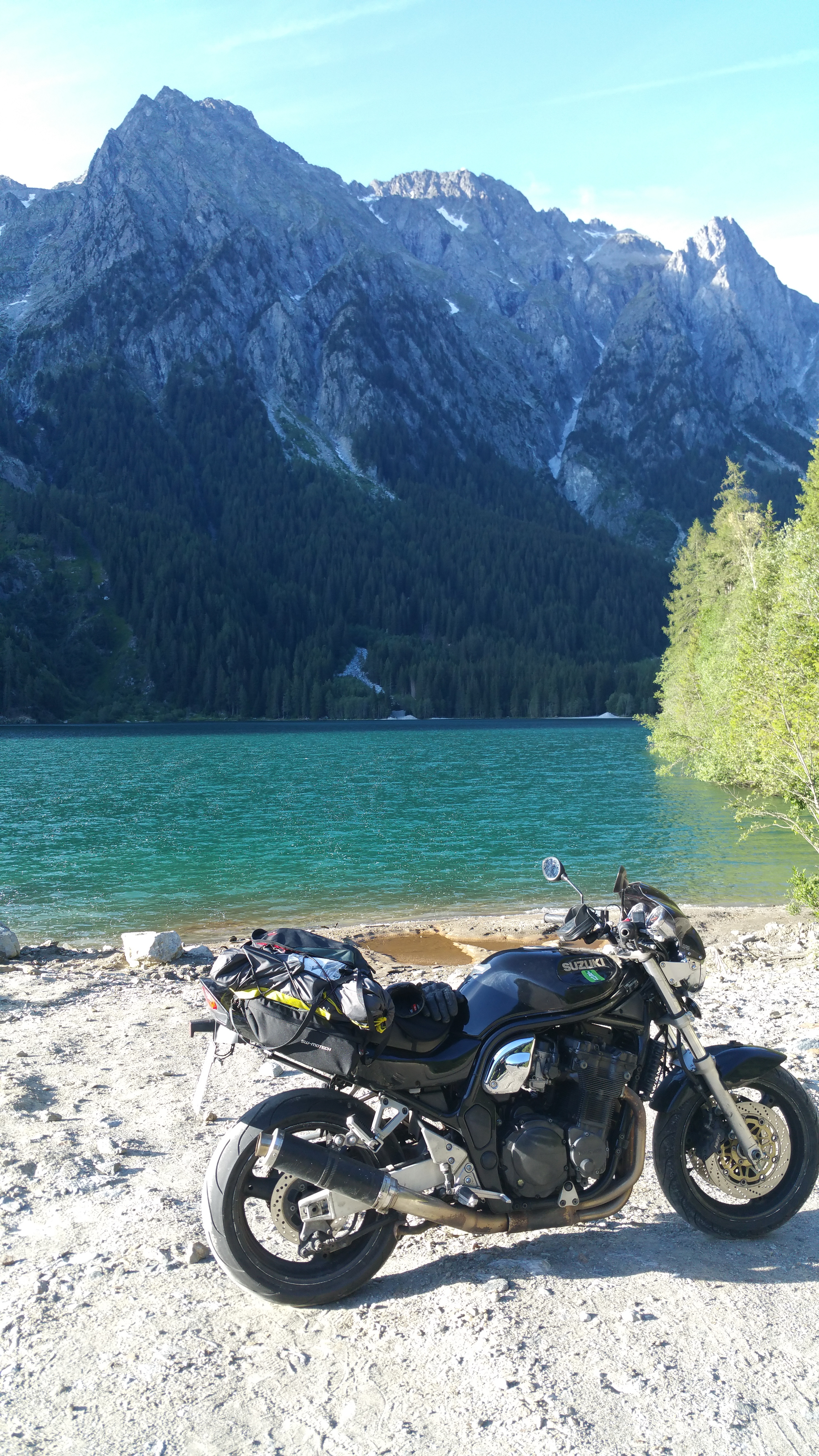 dolomites sea